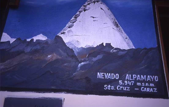 La più bella montagna del mondo: l'Alpamayo.